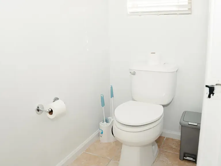 29601 W Columbus Ave — Photo 18
