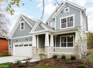 413 S Gibbons Ave, Arlington Heights, IL 60004