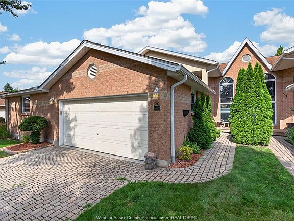 2nd image of 4629 Eagle Cres