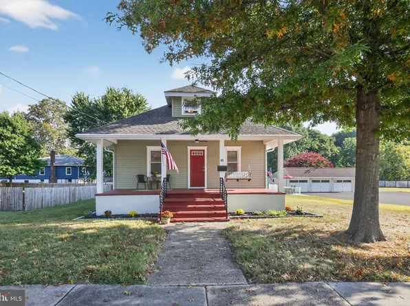 60 E Pittsfield St, Pennsville, NJ 08070