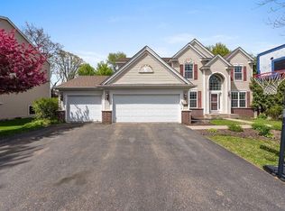 7128 Timber Crest Dr S, Cottage Grove, MN 55016