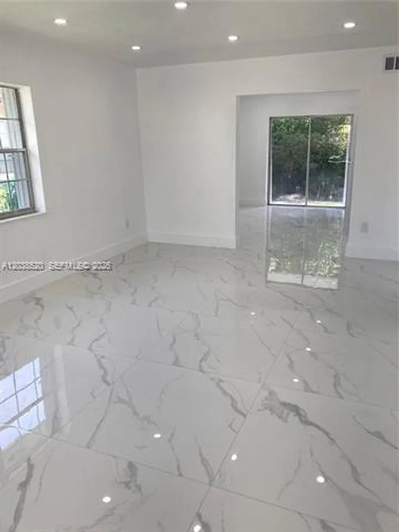 18765 SW 100th Ave # 0 Cutler Bay, FL 33157 — Photo 3