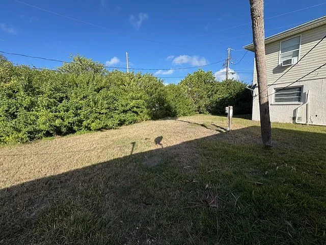108 Myakka Dr #A — Photo 16