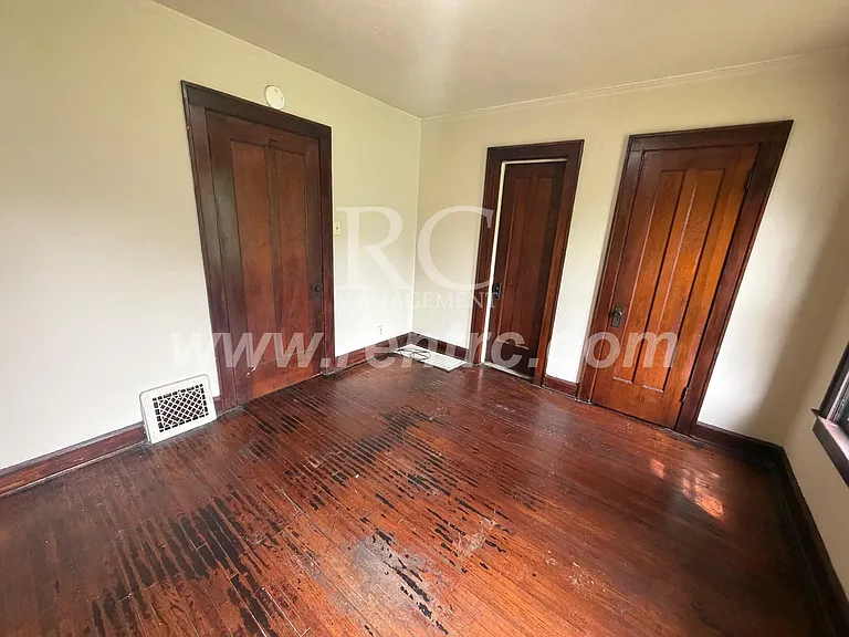 625.5 Commercial St — Photo 13