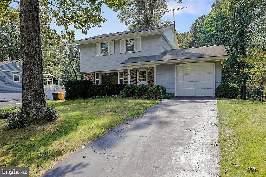 823 Danza Rd photo 1