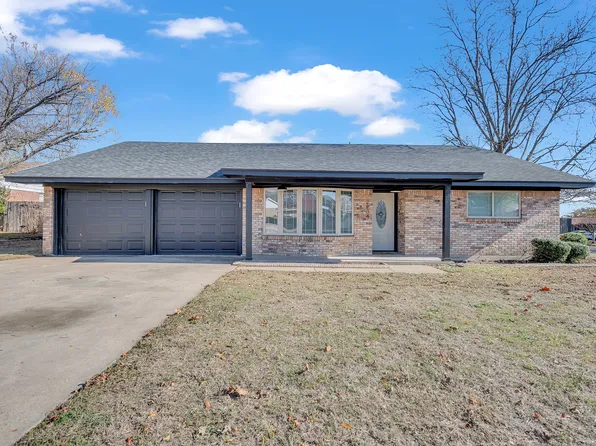 2204 Delwin Cir, Killeen, TX 76541