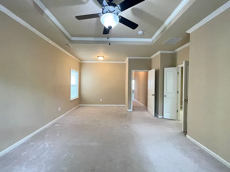 989 Parkside Wood Ct — Photo 19