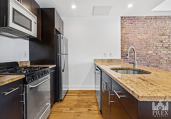 1st image of 331 E 81st St APT 3R