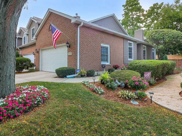 14630 Club Circle Dr, Oak Forest, IL 60452