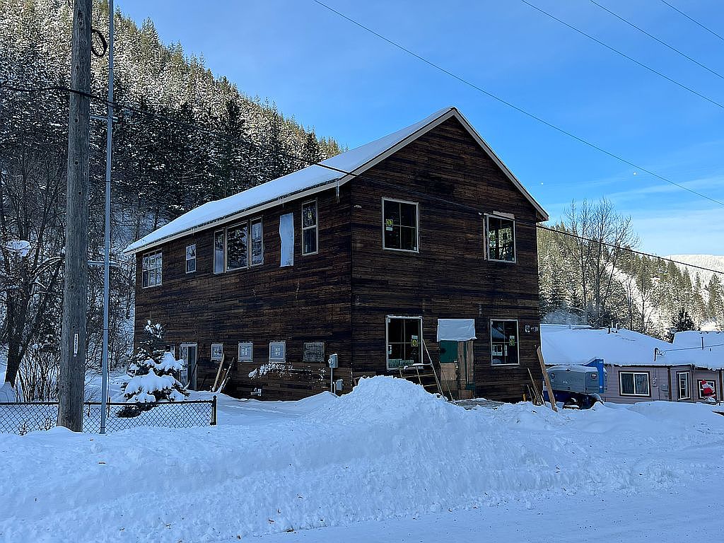 320 S Main St, Wardner, ID 83837 | Zillow