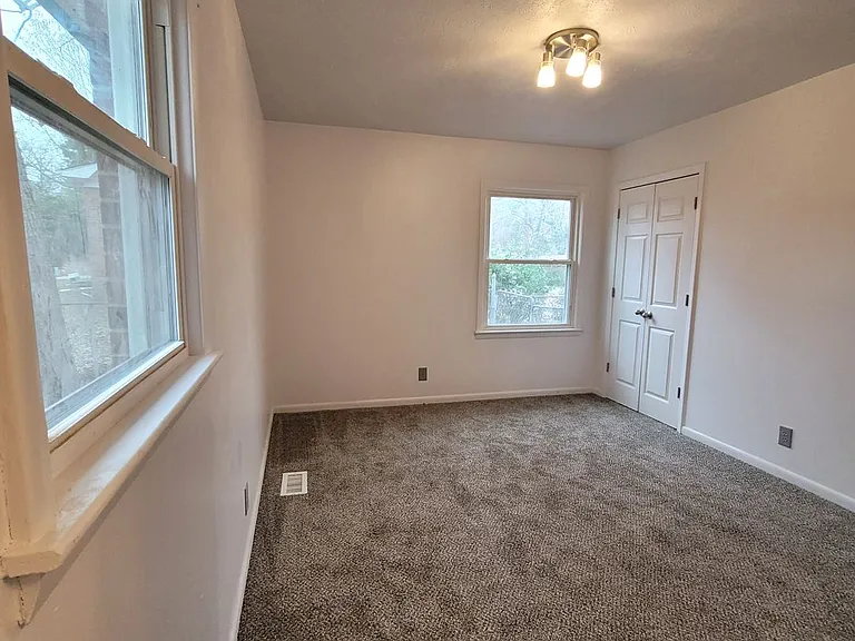 5349 Silver Pine Dr — Photo 9