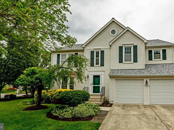 8000 Brett Pl, Greenbelt, MD 20770