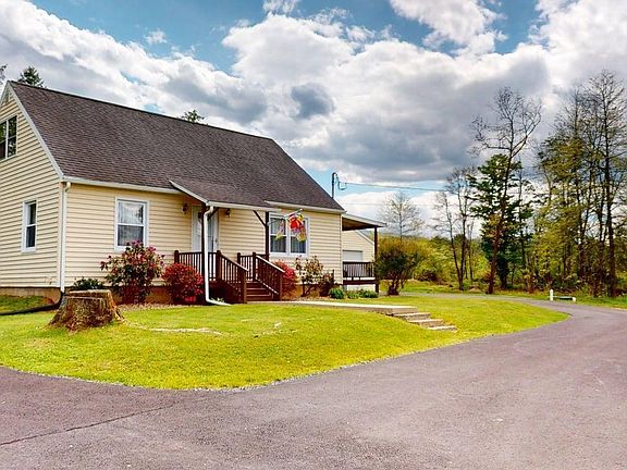 2nd image of 862 Pine Mountain Rd