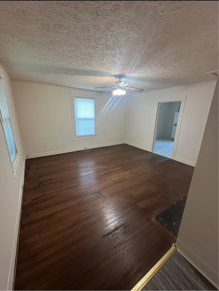 61 Glen Oak Drive - 1 — Photo 4