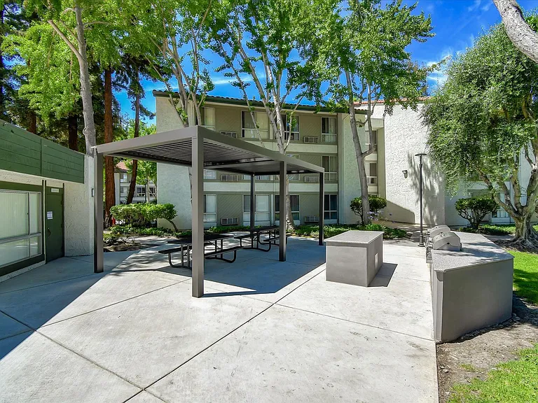 Civic Plaza Apartments — Photo 16