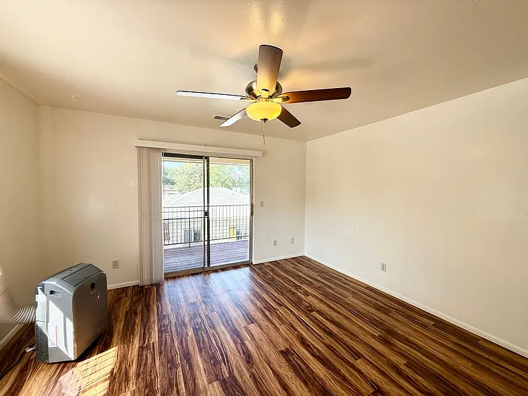 707 Lincoln Ave — Photo 13