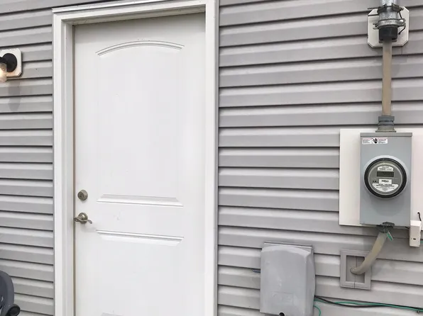 323 Western Ave, Brookville, OH 45309