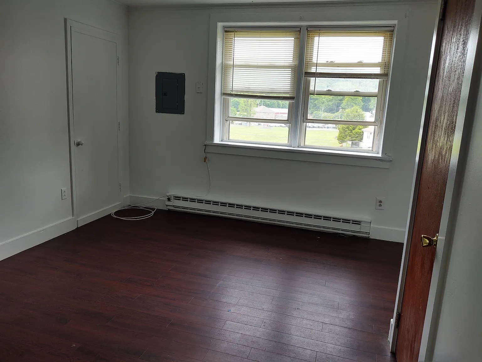 Studio, 170 sqft, $950 — Photo 3