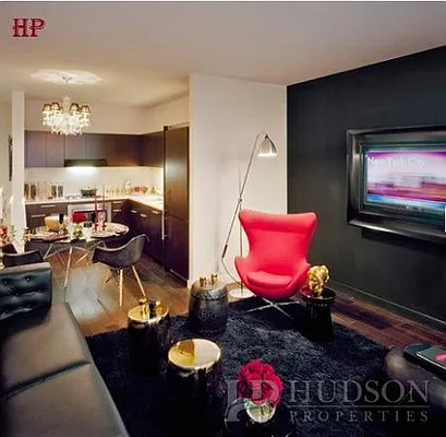 Rented by Hudson Properties | media 4