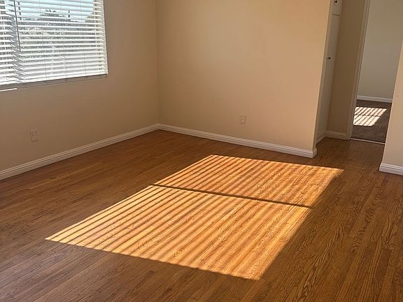 4th image of 3635 W 110th St APT 3