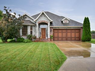 832 W Somerset Dr, Republic, MO 65738
