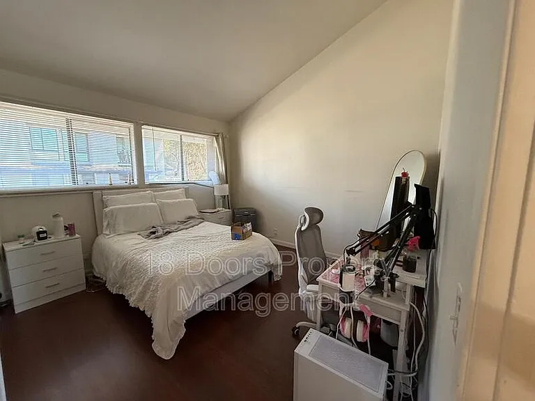 8039 Caminito Mallorca — Photo 18