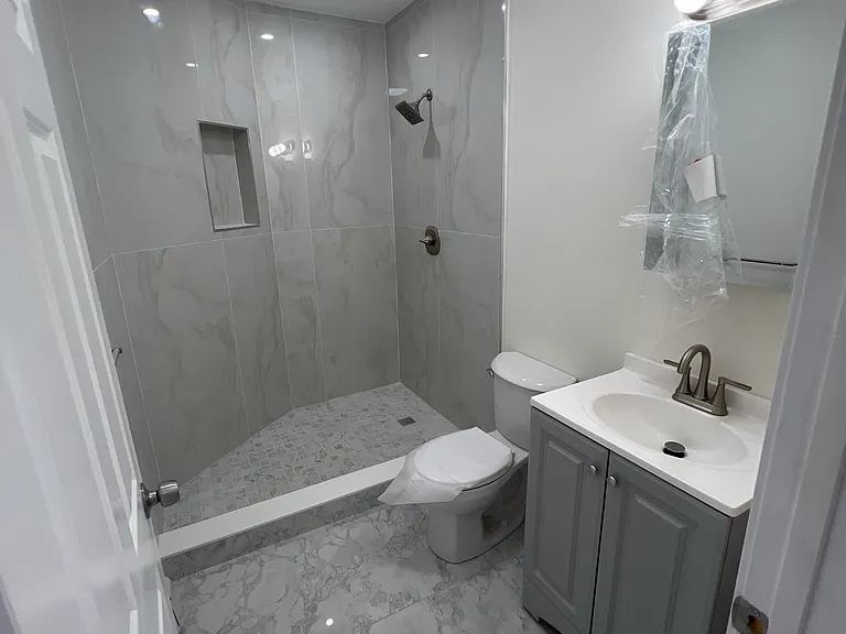 5 Sherman St #2 — Photo 2