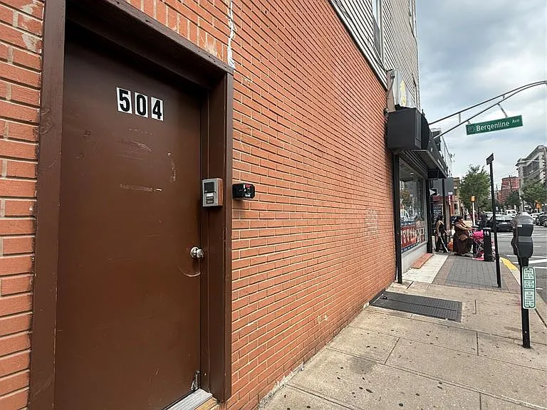 4001 Bergenline Ave #3 — Photo 11