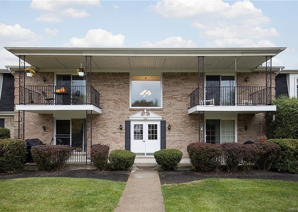 1st image of 439 Burroughs Dr #C