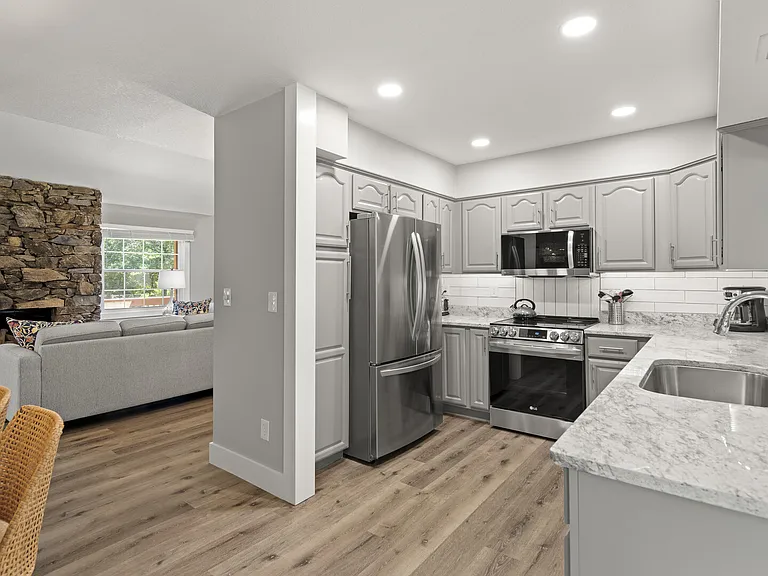 Turnberry Dr — Photo 9