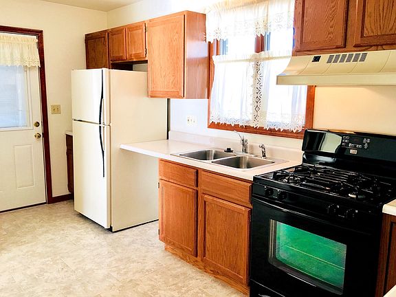 5th image of 306 Union St #306