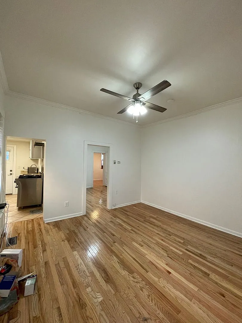 D Street Apartments — Photo 3