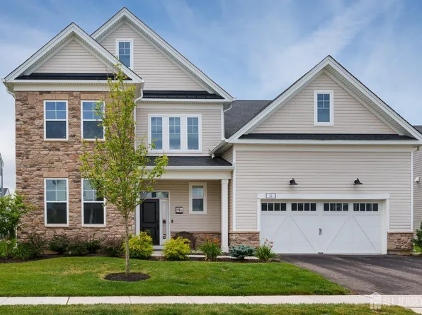 11 Cole Pl, Cranbury, NJ 08512
