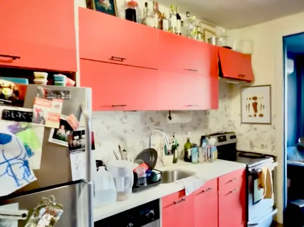 192 Schaefer Street image 1 of 5