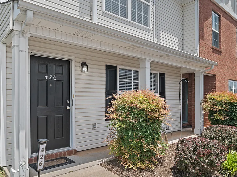 426 Arapaho Dr — Photo 8