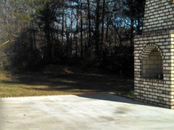 120 Gillispie Dr, Hull, GA 30646