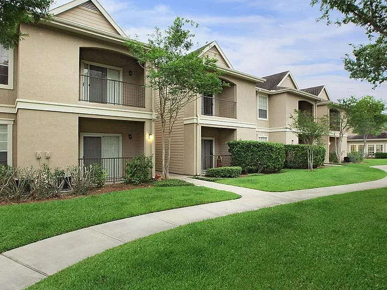Reata Apartments — Photo 20