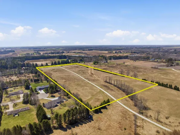 Lts1-3 VV HIGHWAY, Two Rivers, WI 54241