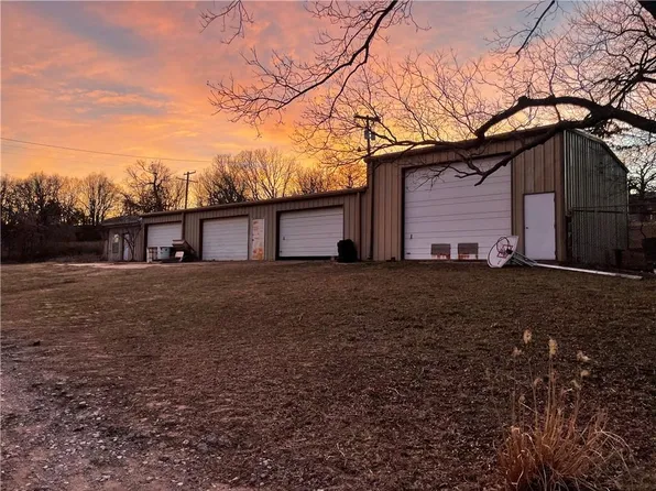 11573 N Highway 99, Seminole, OK 74868