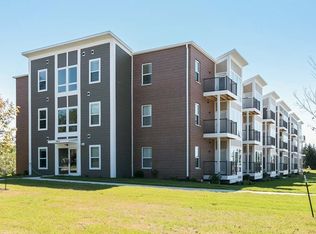 2815 Rohret Rd APT 103, Iowa City, IA 52246