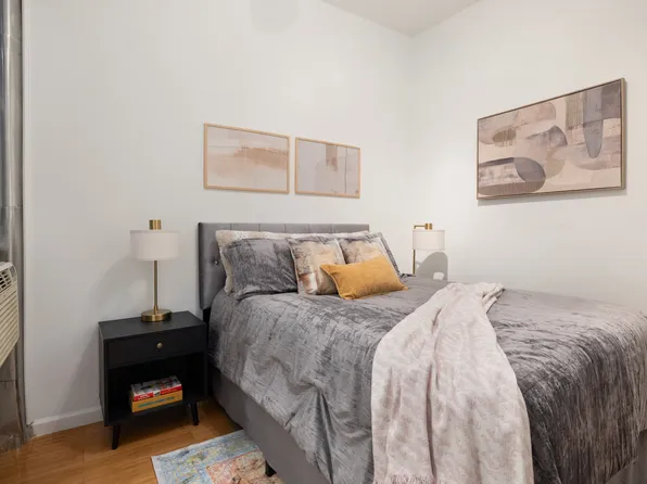 66 West 84th Street image 4 of 5