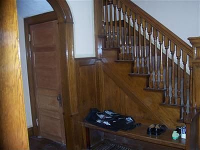 5th image of 611 Forest Ave