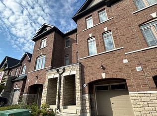 121 Gordon Cir, Newmarket, ON L3Y 8T4