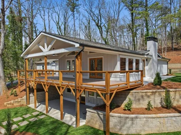 3454 Green Apple Rd, Gainesville, GA 30506
