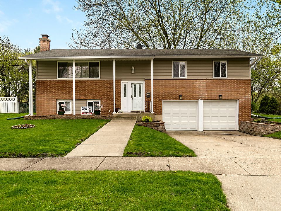 1st image of 1315 E Sanborn Dr