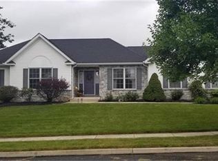 5401 Hope Ln, Allentown, PA 18106