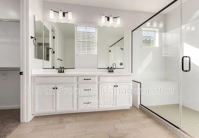 1827 S Follett Way — Photo 10