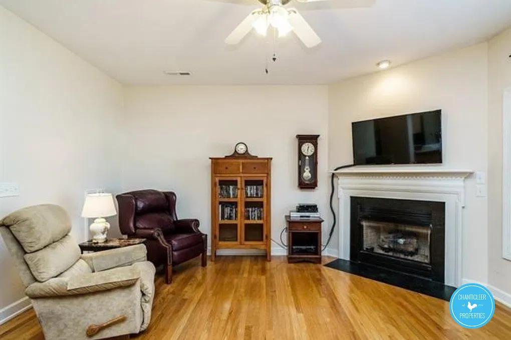 2040 White Pond Court - 1 — Photo 3