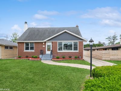 1001 Oakton St, Park Ridge, IL, 60068