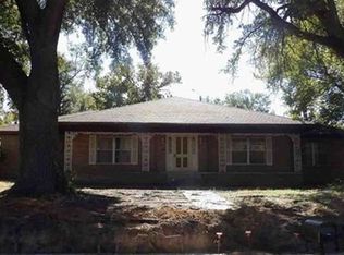 524 E Young St, Longview, TX 75602